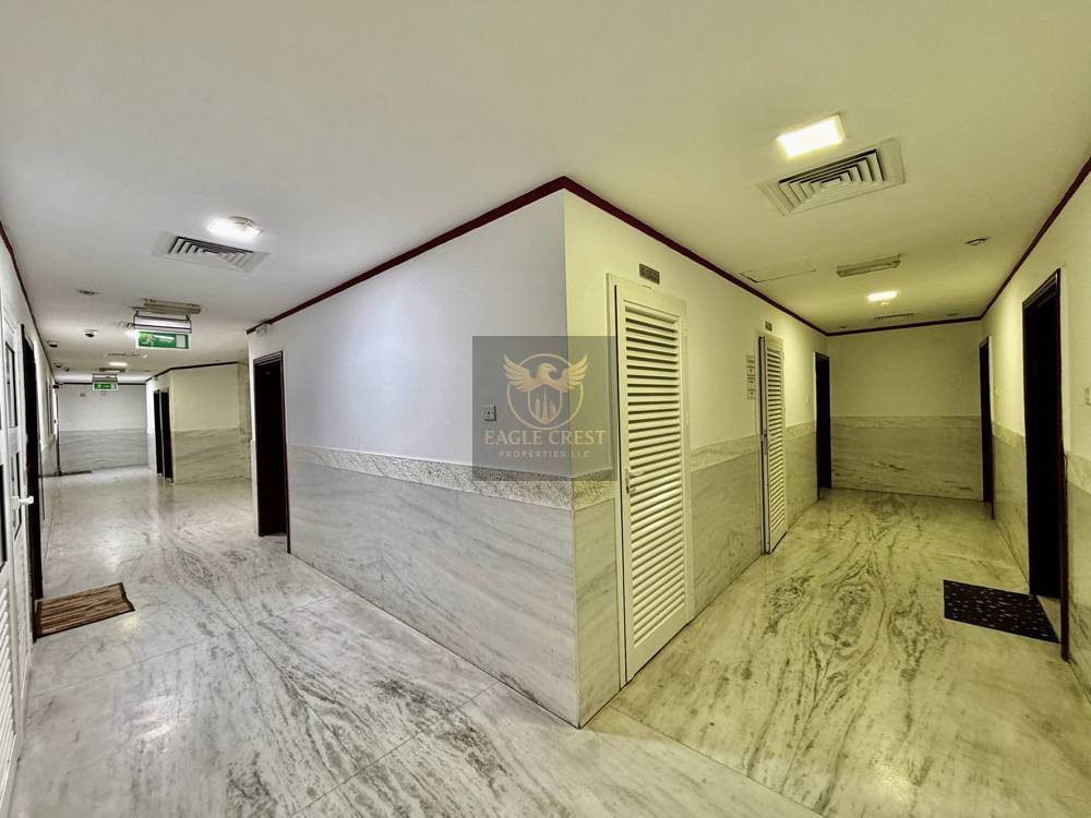 3 Baths | Closed Kitchen | Pool & Gym | Family