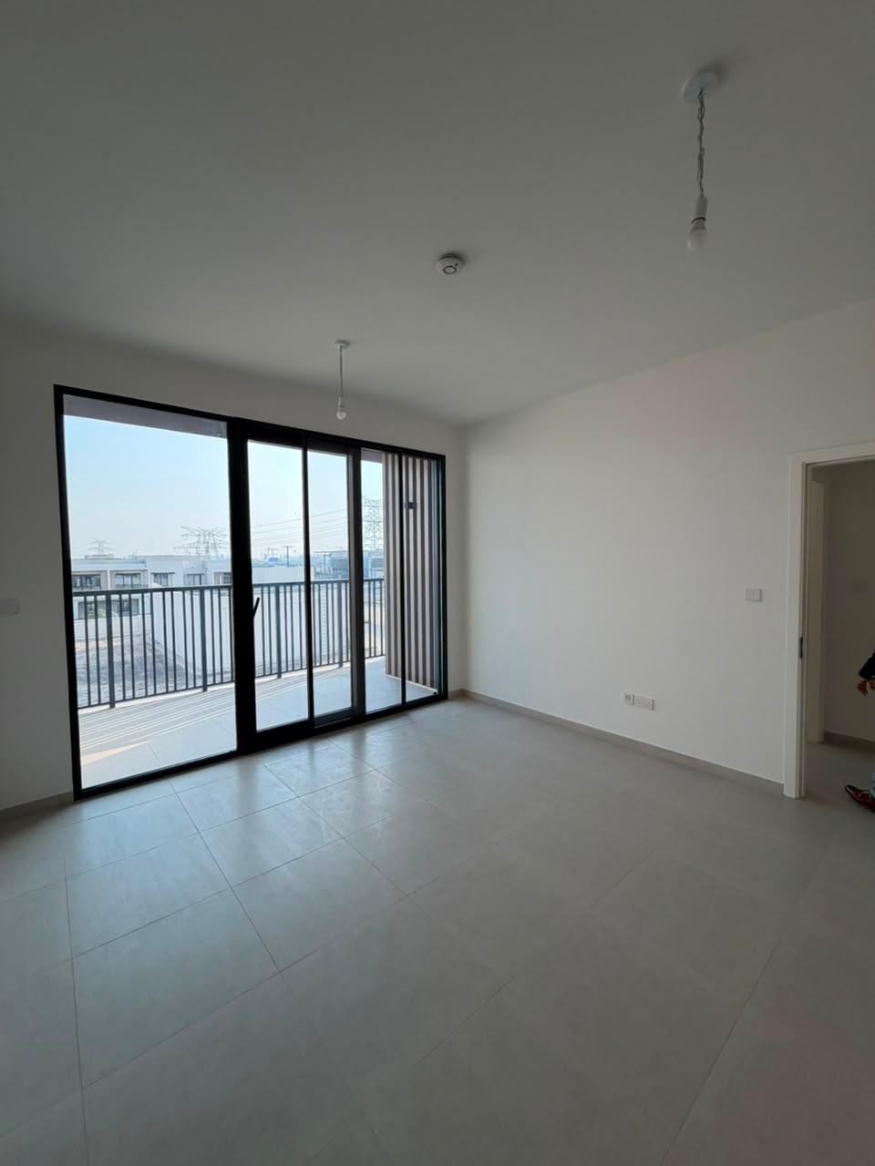 4BR Villa | Jebel Ali Village Townhouses | Garden & Balcony - view 5