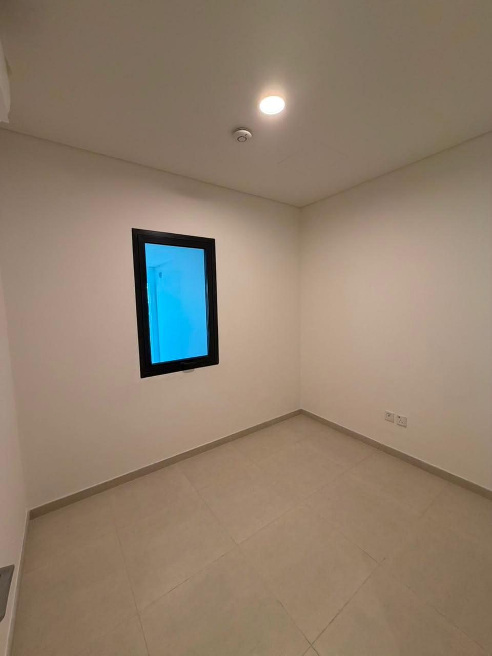 4BR Villa | Jebel Ali Village Townhouses | Garden & Balcony - view 7