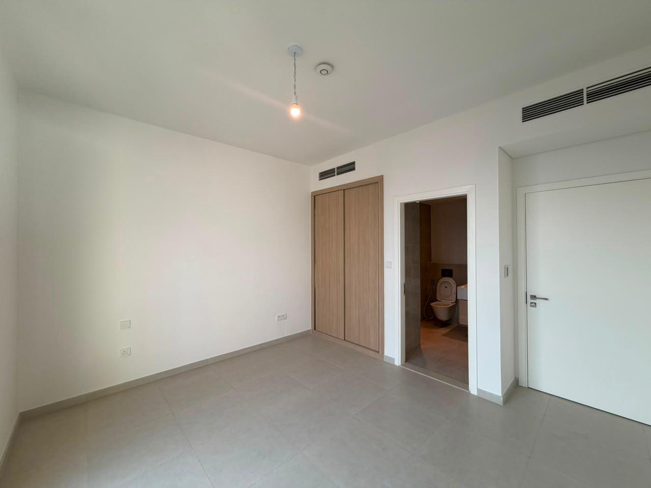 4BR Villa | Jebel Ali Village Townhouses | Garden & Balcony - view 8