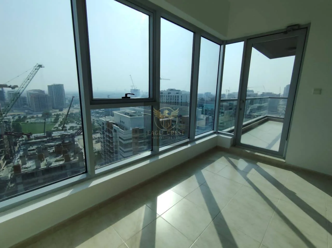 Vacant | Huge Layout | Well Maintained | w/Balcony, photo 19