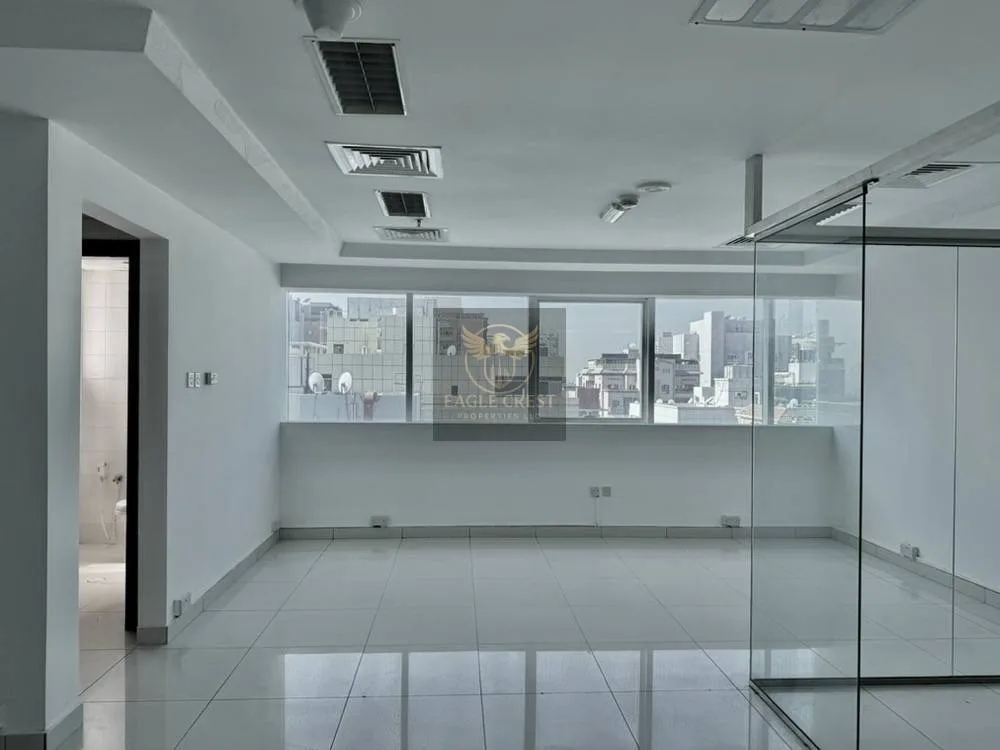 CHILLER FREE | NEAR METRO | READY TO MOVE, photo 3