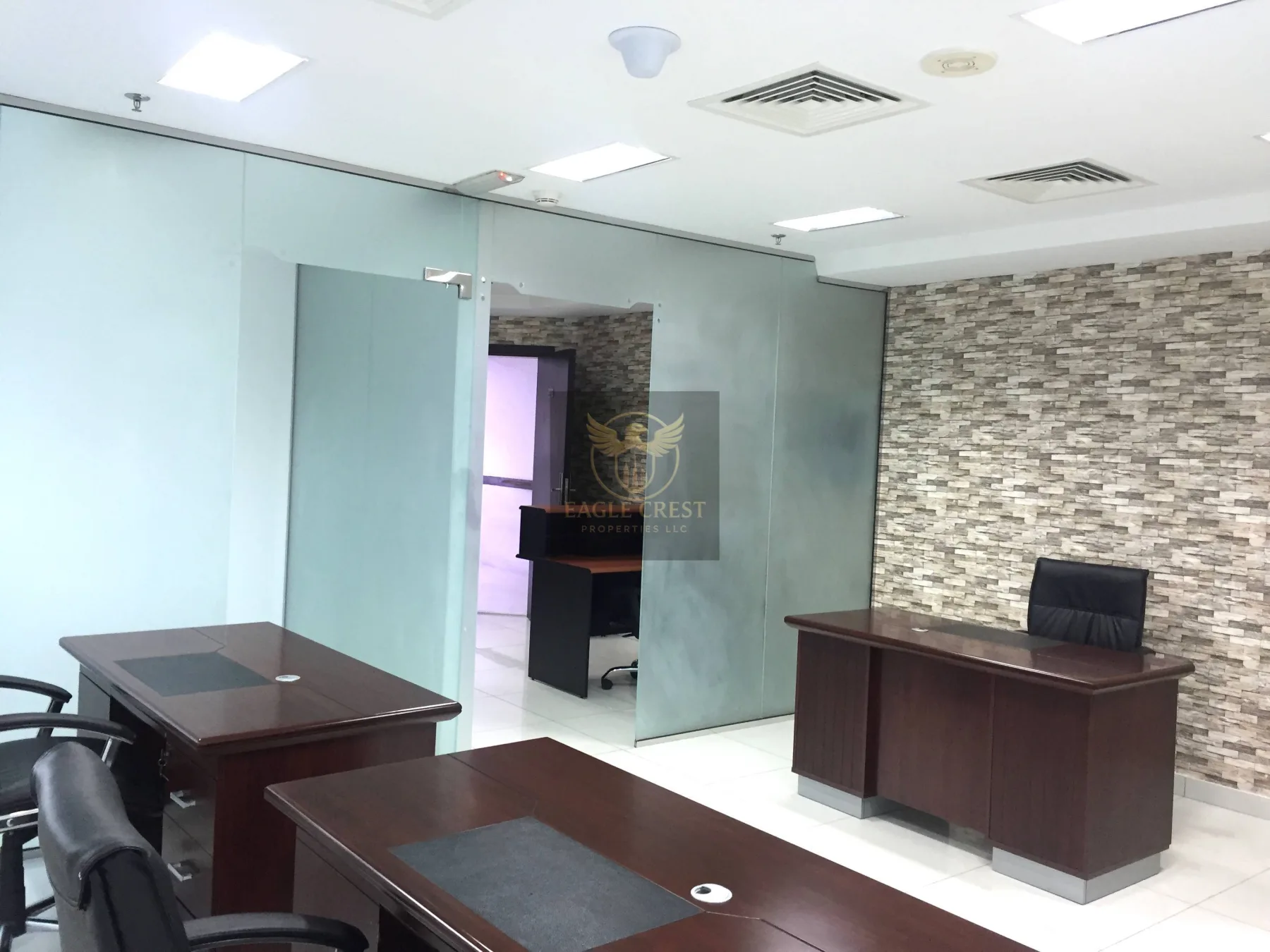 Fully Fitted Office | 5 Partitions | Panoramic View | Chiller Free | 2 Parking, photo 7