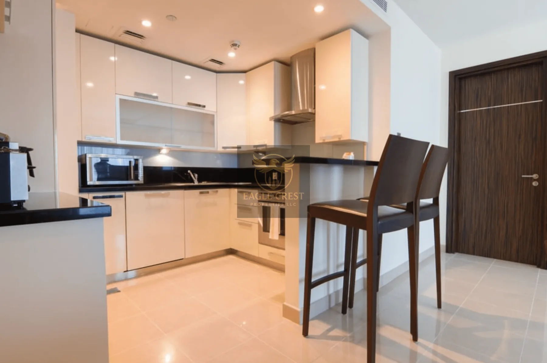 Fully Furnished | With Balcony | Near Metro, photo 4