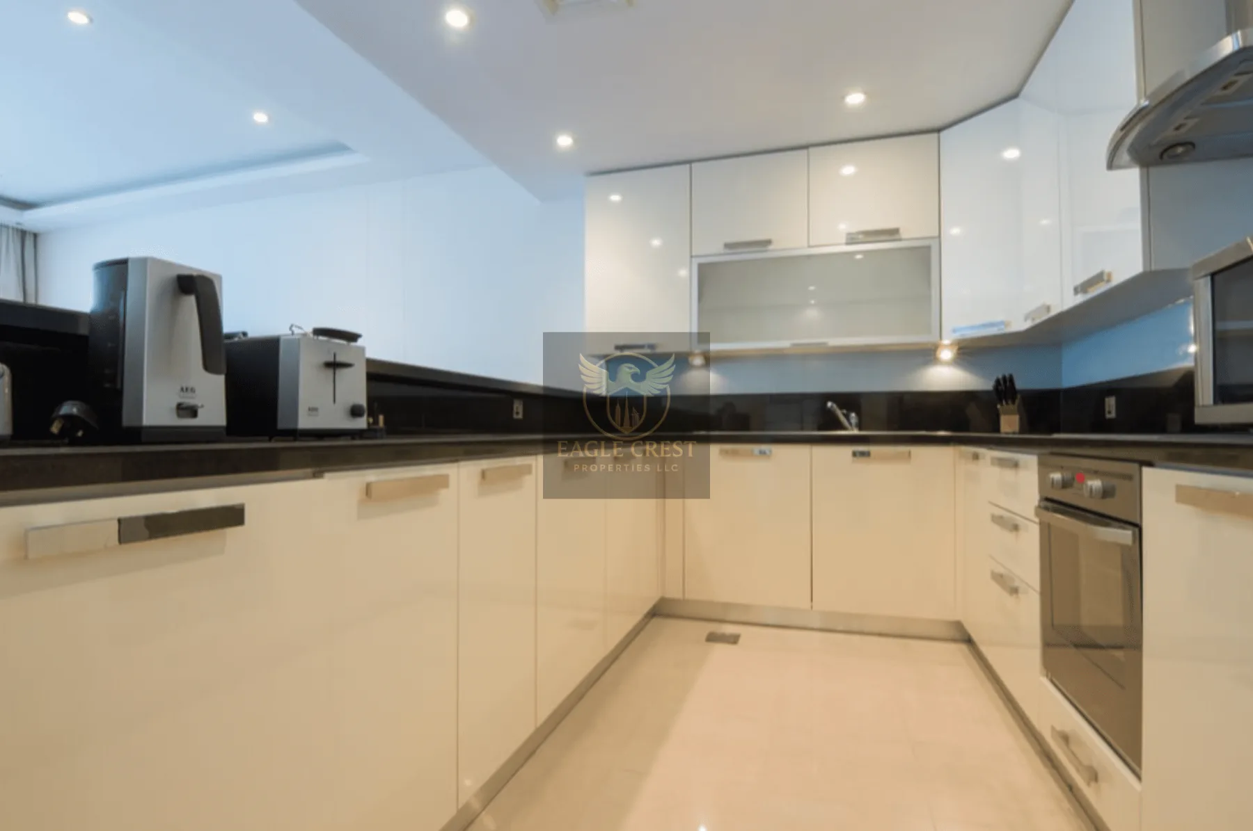 Fully Furnished | With Balcony | Near Metro, photo 5