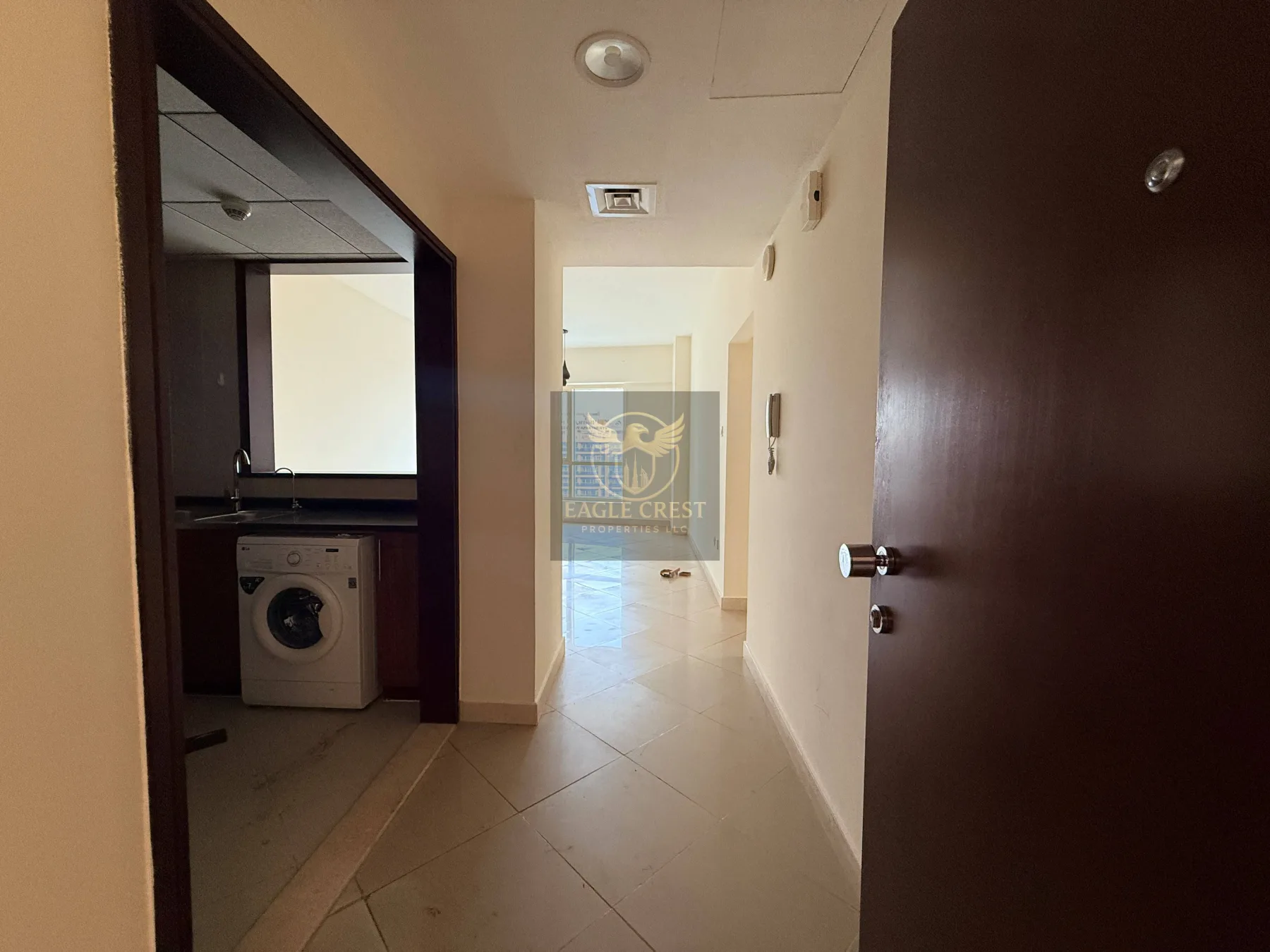 High Floor 2BR | Uptown View | Ready to Move In