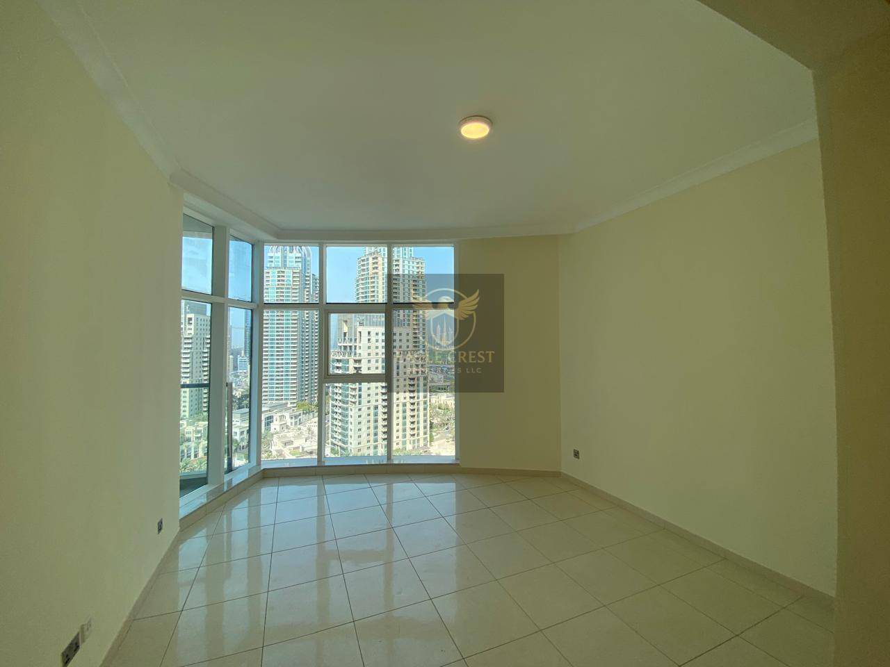Chiller Free From Landlord | Huge Balcony | Corner, photo 12