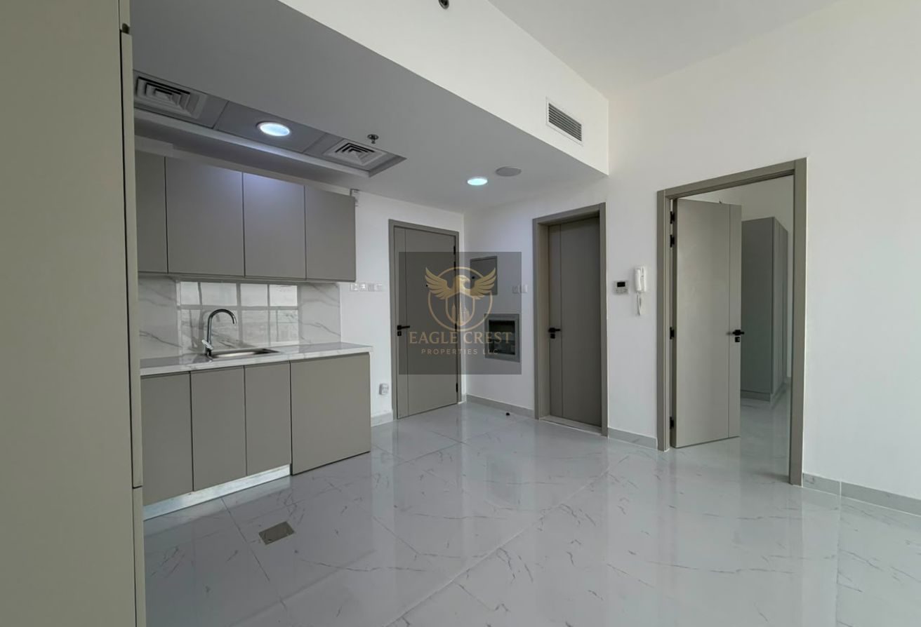 Ready to Move | Best Location | Great Amenities, photo 2