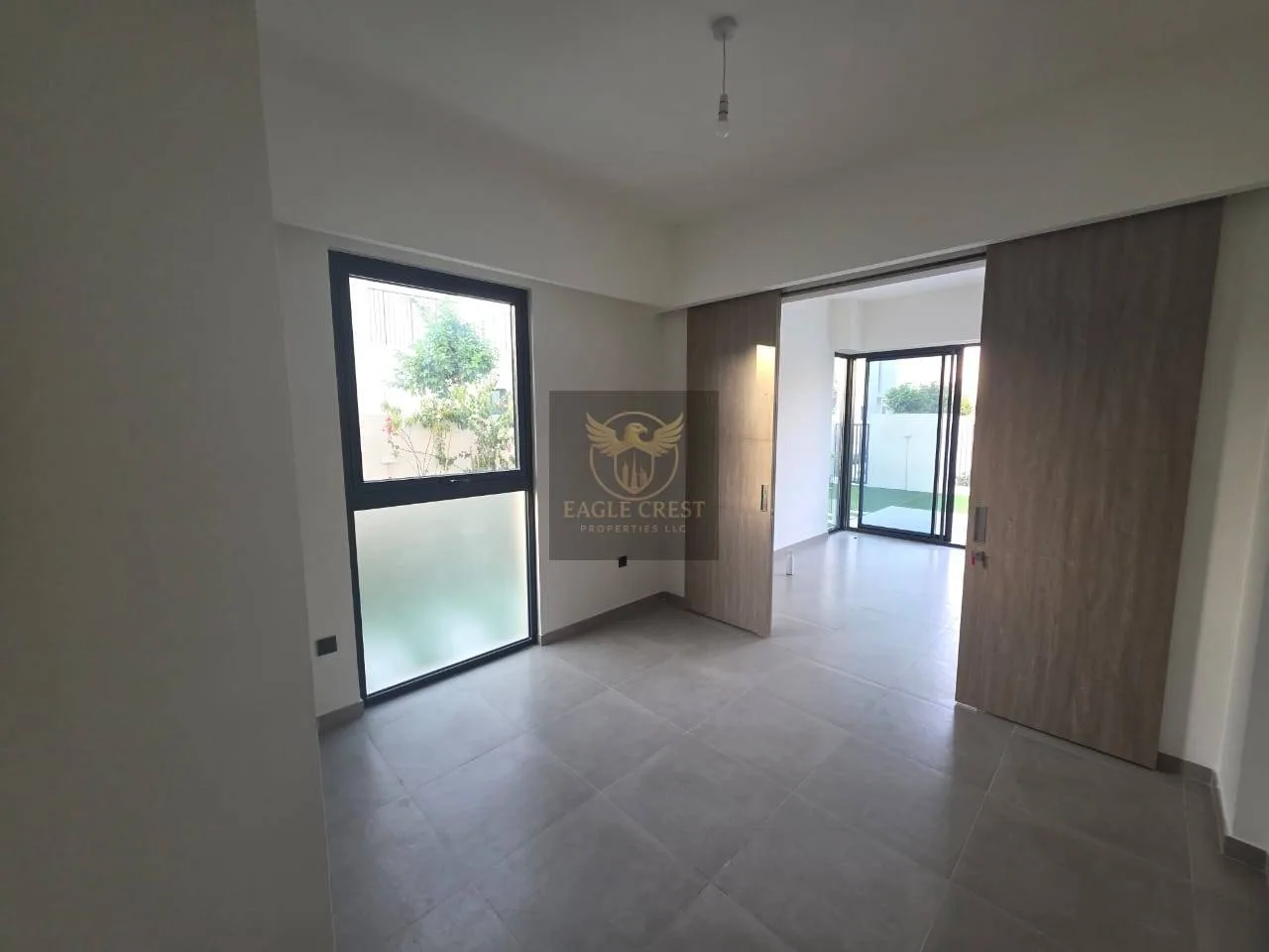 Ready to Move | Well Maintained | Spacious 2 Parks, photo 7