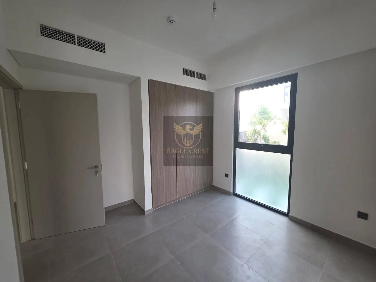 Ready to Move | Well Maintained | Spacious 2 Parks, photo 10