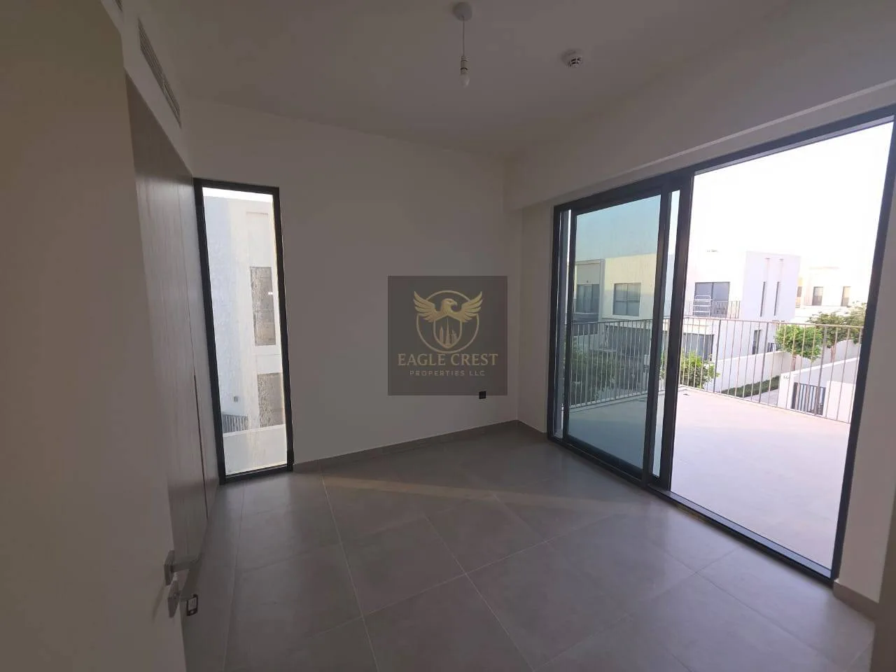 Ready to Move | Well Maintained | Spacious 2 Parks, photo 11