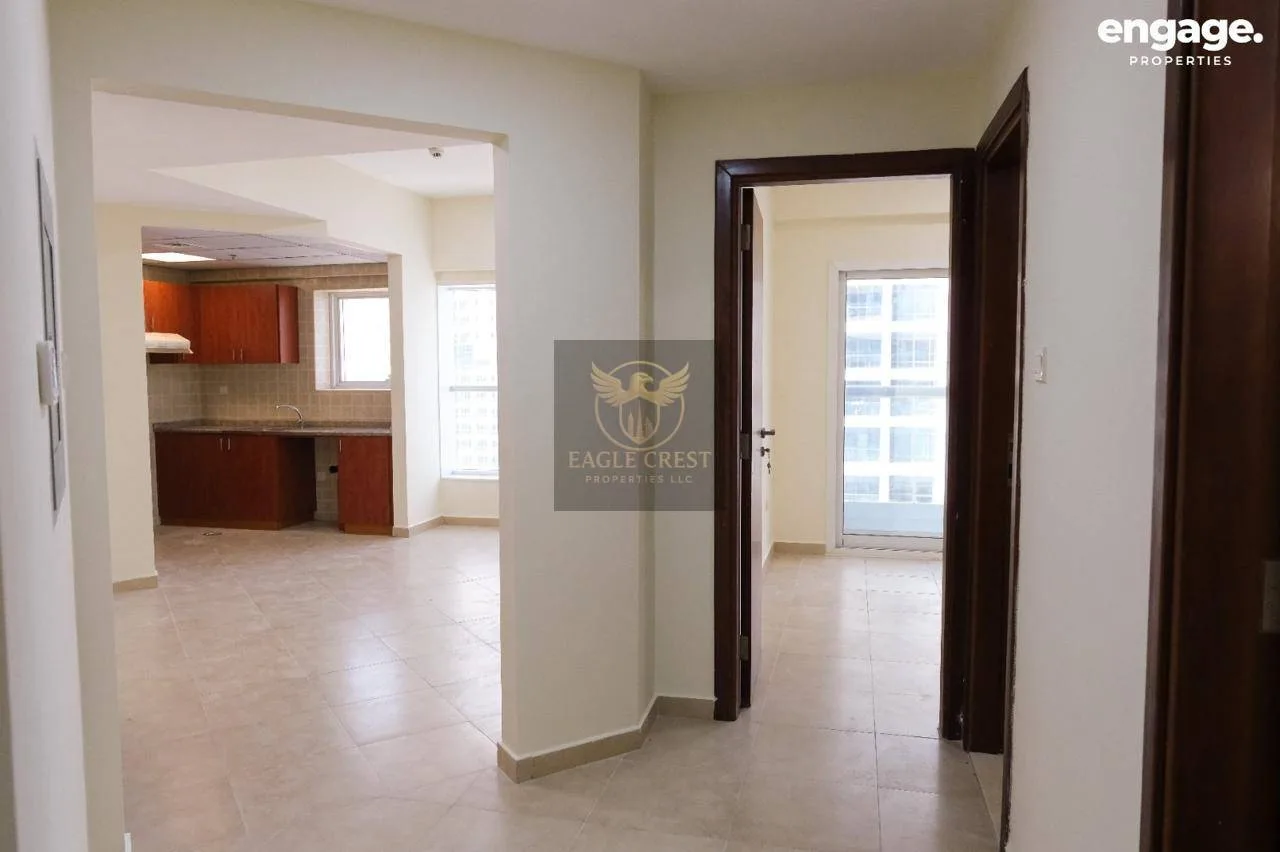 Spacious 1 Br | With Balcony | Near to DMCC, photo 4