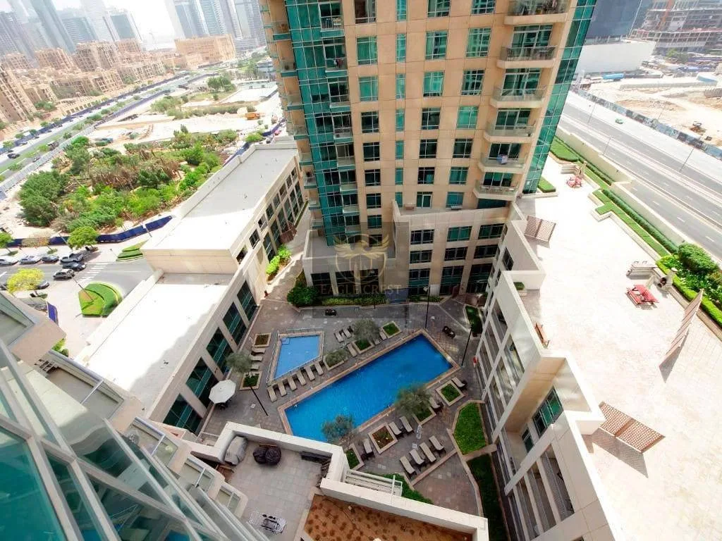 Spacious Prime Location | Stunning Views&Amenities