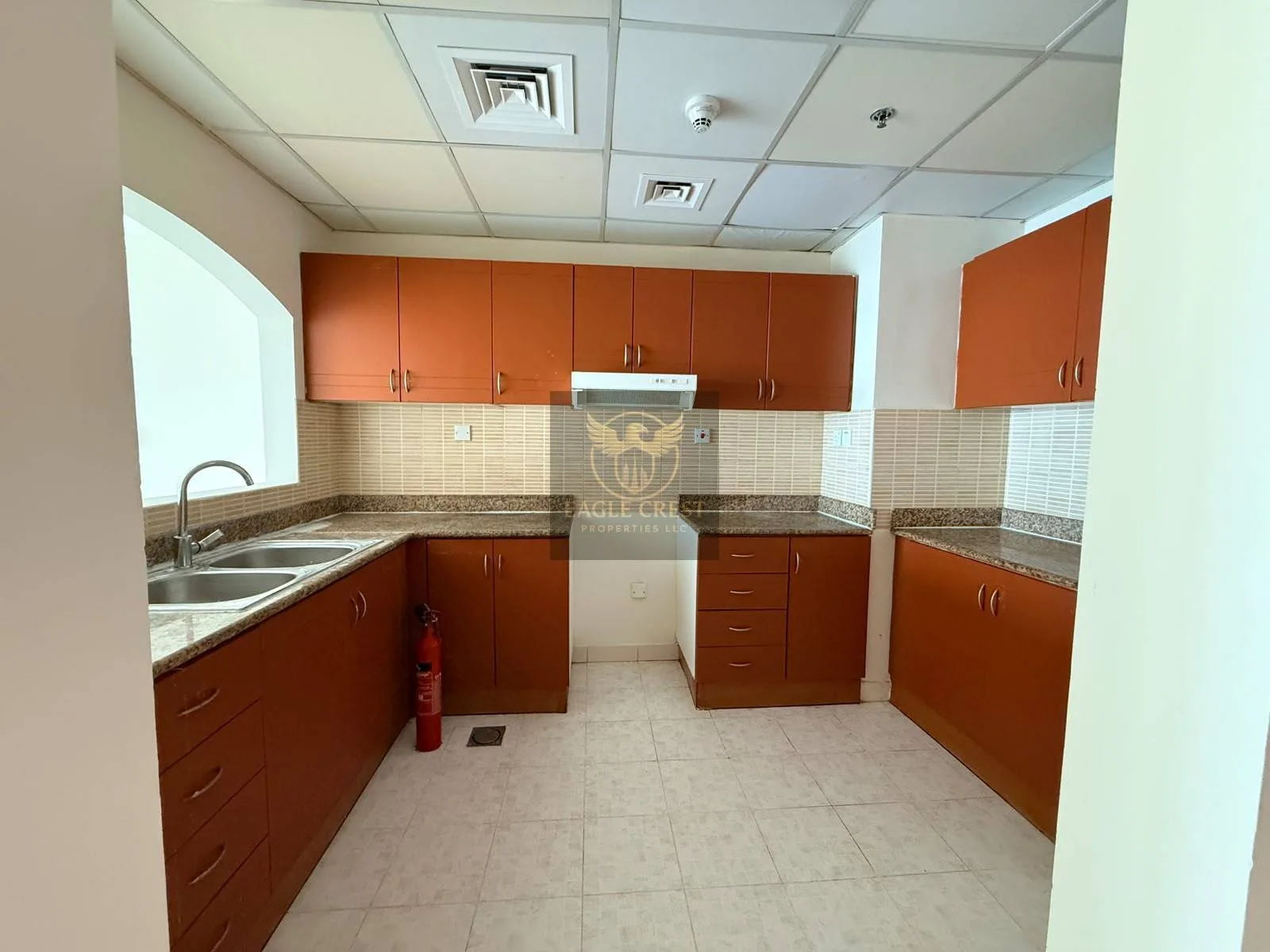 Spacious Unit | Well Maintained | Near Metro, photo 5