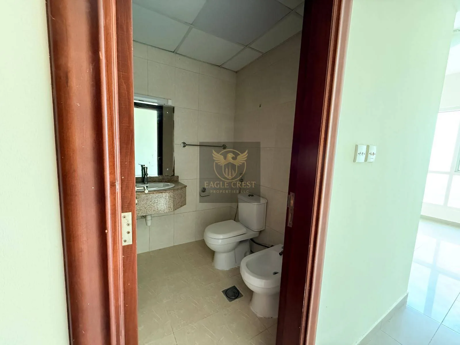 Spacious Unit | Well Maintained | Near Metro, photo 12
