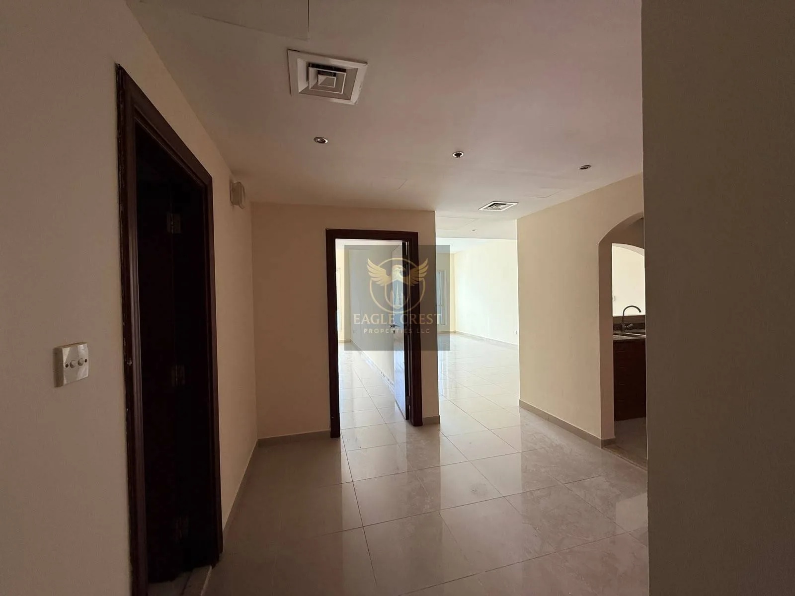 Spacious Unit | Well Maintained | Near Metro, photo 9