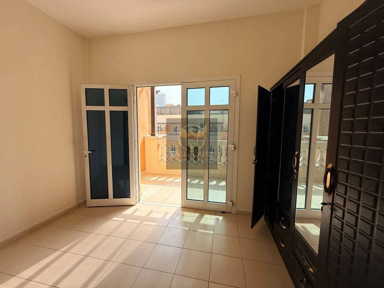 Well Maintained | Ready to Move | With Balcony, photo 15